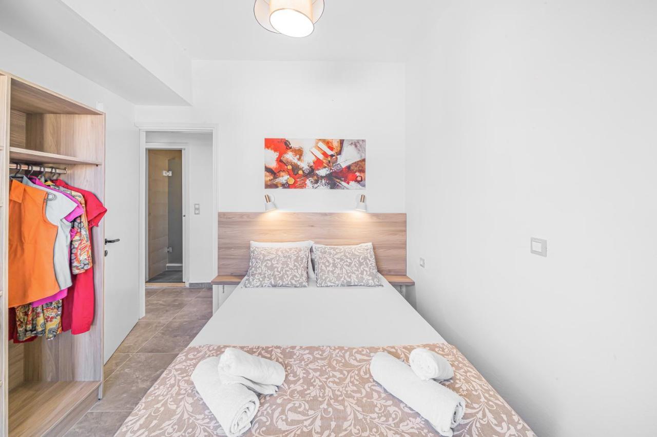 Aparthotel Happy Days Malia Esterno foto