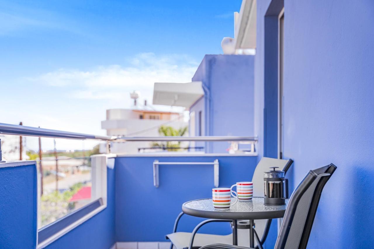 Aparthotel Happy Days Malia Esterno foto